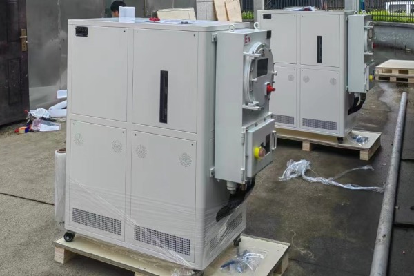 江苏某科技公司购买的防爆高低温一体机系统设备已发货